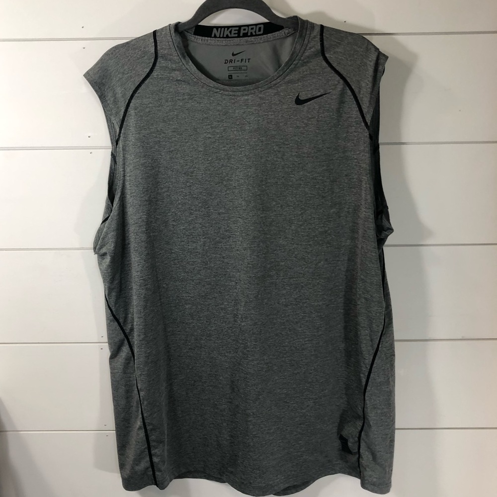 Gray Nike Tank Top / sleeveless